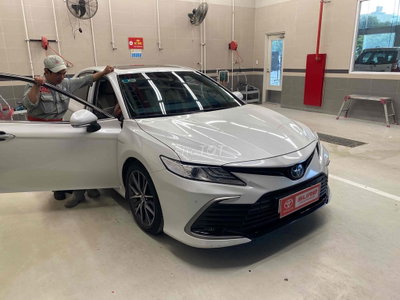 Toyota Camry 2022 2.0Q 26.000 km Trắng