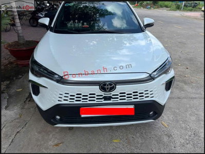 Xe Toyota Corolla Cross 1.8V 2024