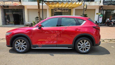 Xe Mazda CX5 Signature Premium 2.5 AT AWD I-Activ 2022