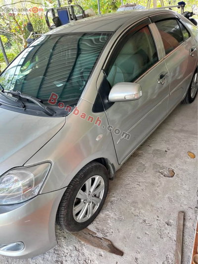 Xe Toyota Vios Limo 2011