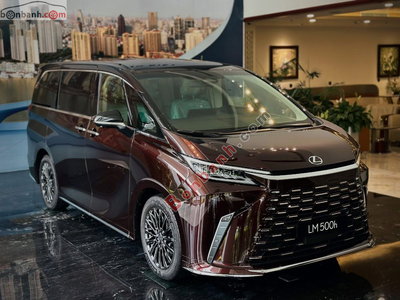 Xe Lexus LM 500h 6S 2026