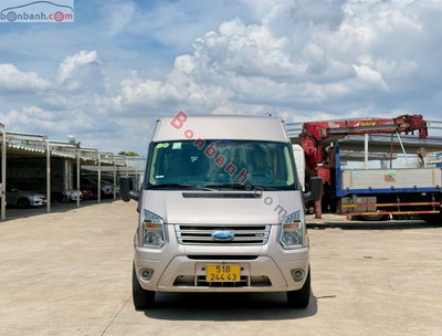 Xe Ford Transit Standard MID 2017