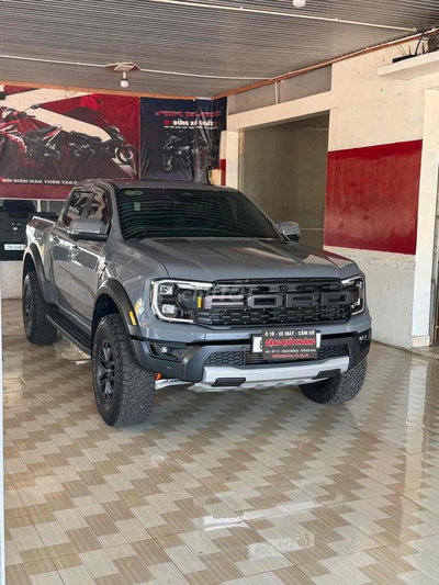 Ford Raptor 2023 Xám 8 vạn chuẩn zin bao test