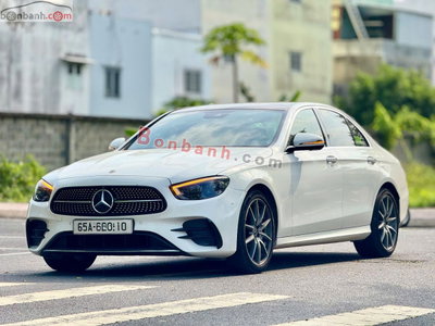 Xe Mercedes Benz E class E300 AMG 2021