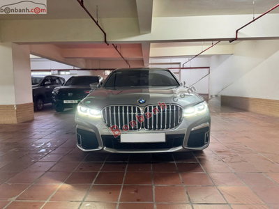 Xe BMW 7 Series 730Li M Sport 2020