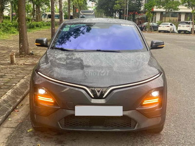 Xe điện VinFast VF6 Eco 2025 Xám