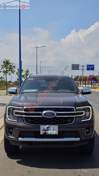 Xe Ford Everest Titanium 2.0L 4x2 AT 2022