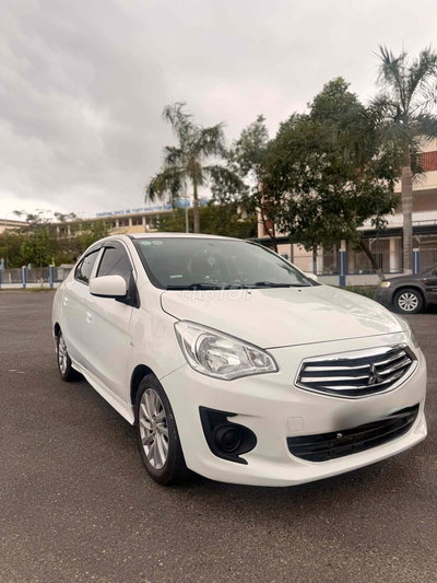 Mitsubishi Attrage 2019 Trắng