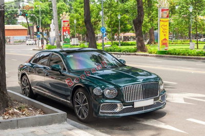 Xe Bentley Flying Spur V8 2021
