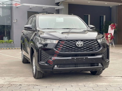 Xe Toyota Innova Cross 2.0G CVT 2026