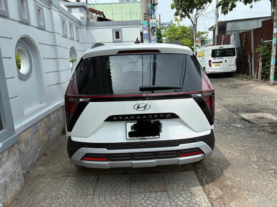 Hyundai Stargazer X 2025 2500km Trắng