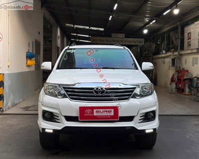 Xe Toyota Fortuner TRD Sportivo 4x2 AT 2016