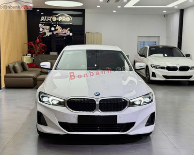 Xe BMW 3 Series 320i Sport Line 2024