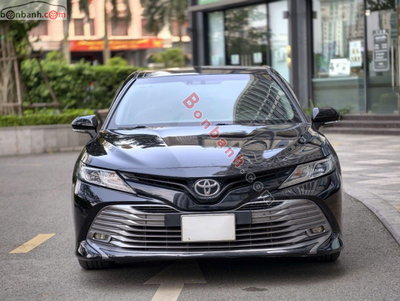 Xe Toyota Camry 2.0G 2020