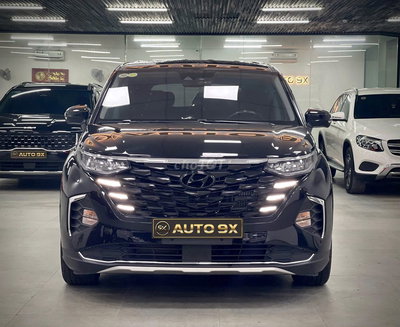 Hyundai Custin 2025 1.5T Cao Cấp Đen