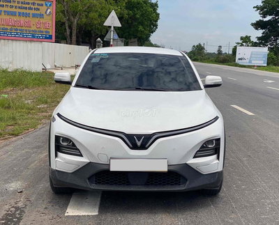 VinFast VF6 Eco 2025 Trắng
