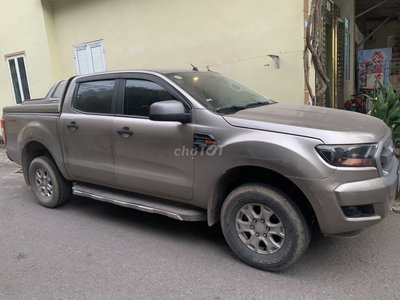 Ford Ranger XLS AT 2016 Vàng cát