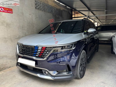 Xe Kia Carnival Signature 2.2D 2023