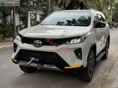 Xe Toyota Fortuner 2.4G 4x2 AT Legender 2021