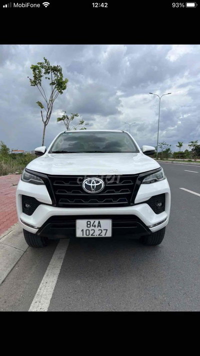 Toyota Fortuner 2022 2.4G MT