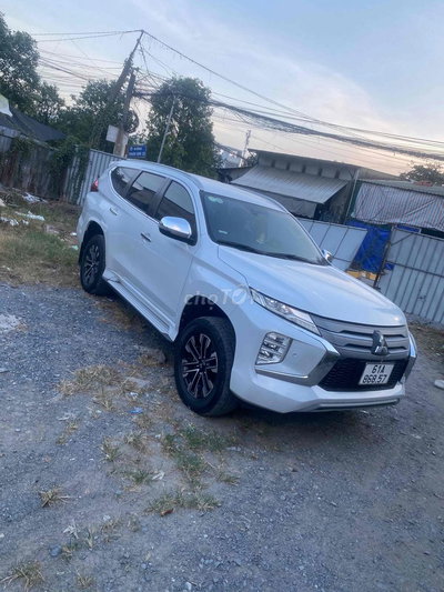 Mitsubishi Pajero Sport 2020 Trắng