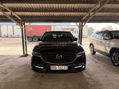 Mazda CX-5 Đen