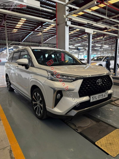 Xe Toyota Veloz Cross Top 1.5 CVT 2023