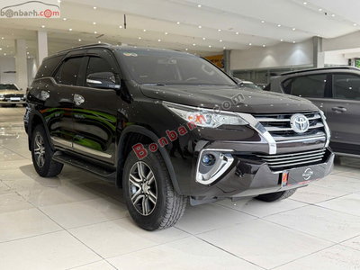 Xe Toyota Fortuner 2.7V 4x2 AT 2016