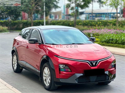 Xe VinFast VF6 Eco 2025