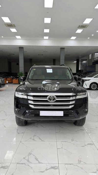 Toyota Land Cruiser LC300 2021