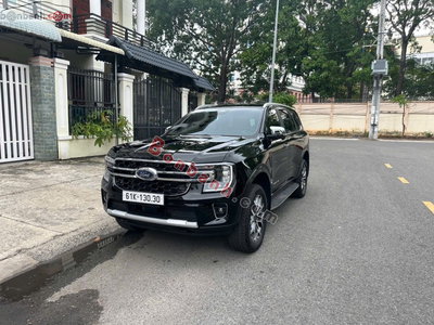 Xe Ford Everest Titanium 2.0L 4x2 AT 2025