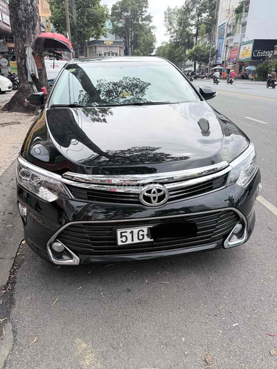 Toyota Camry 2019 2.0E Đen 67000km