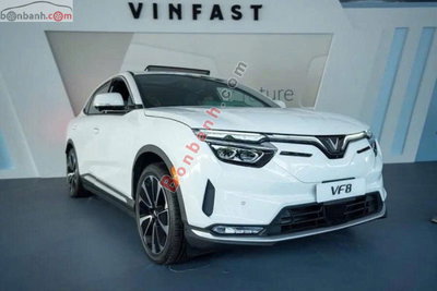 Xe VinFast VF8 Plus AWD 2026