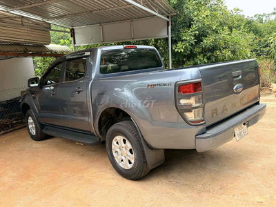 Ford Ranger XLS 2017 180000 km Xám
