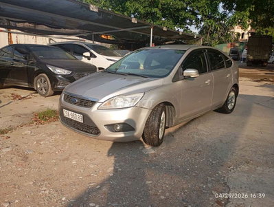 Ford Focus 2011 Vàng cát