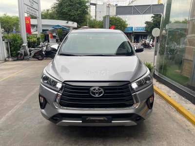 Toyota Innova 2.0G 2021 / chuẩn 6.500km