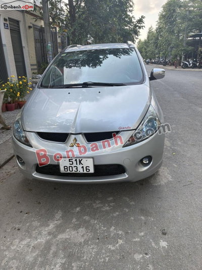 Xe Mitsubishi Grandis 2.4 AT 2009