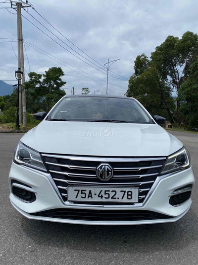 MG 5 , đời 2024 , chạy 43 nghìn , nguyên rin