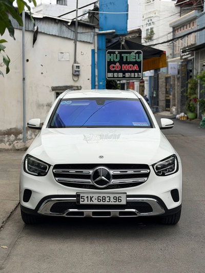 Mercedes-Benz GLC 200 Model 2022 Trắng