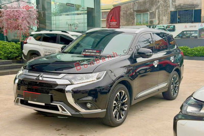 Xe Mitsubishi Outlander 2.0 CVT 2021