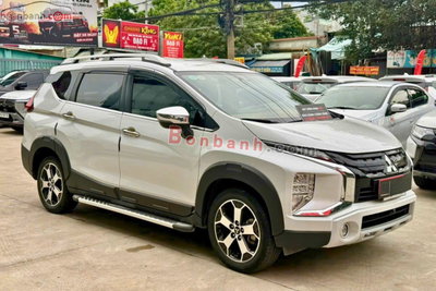 Xe Mitsubishi Xpander Cross 1.5 AT 2022