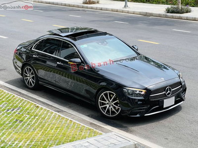 Xe Mercedes Benz E class E300 AMG 2022