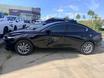 Mazda 3 Luxury 2026 Đen 400km