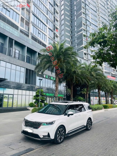 Xe Kia Carnival Signature 2.2D 2024