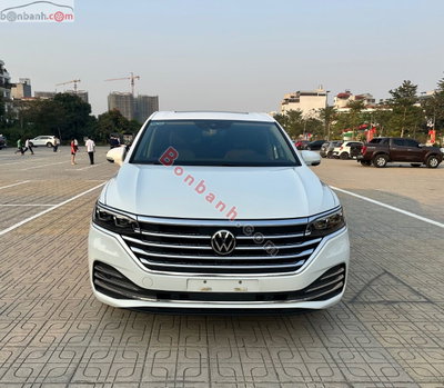 Xe Volkswagen Viloran Luxury 2024