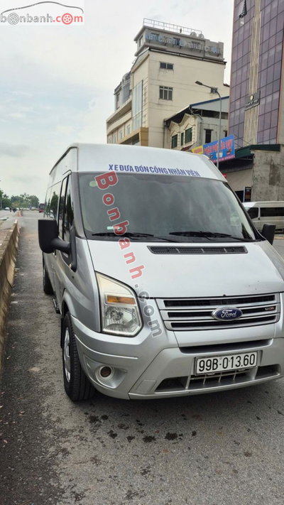 Xe Ford Transit Standard MID 2016
