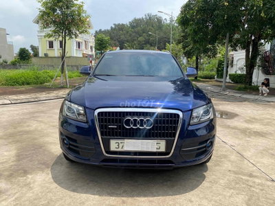 Audi Q5 2011 Xanh
