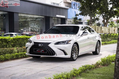 Xe Lexus ES 250 2023