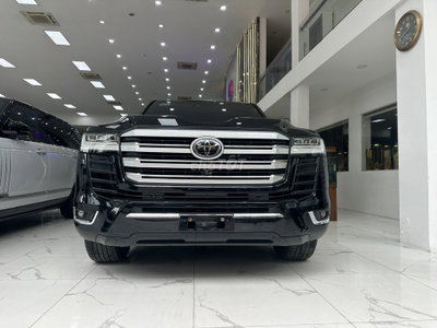 Toyota Land Cruiser LC300 2023 VXR Đen