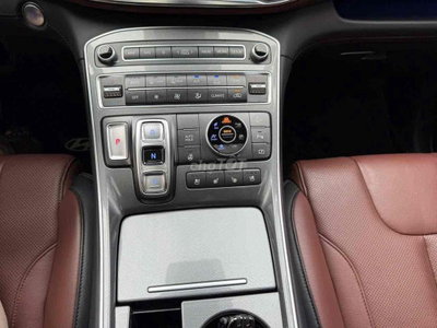Hyundai Santafe Cao cấp nhất Đen 69000 km